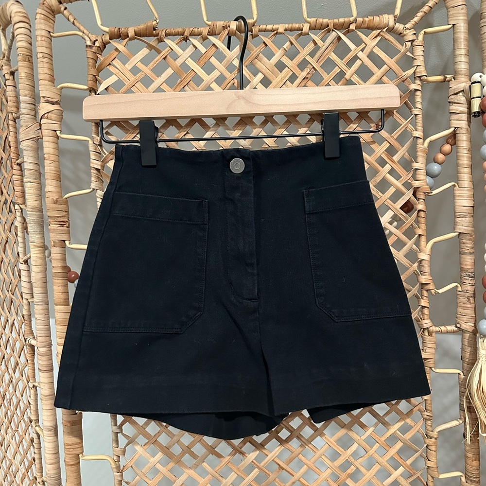 Wilfred Shorts 00